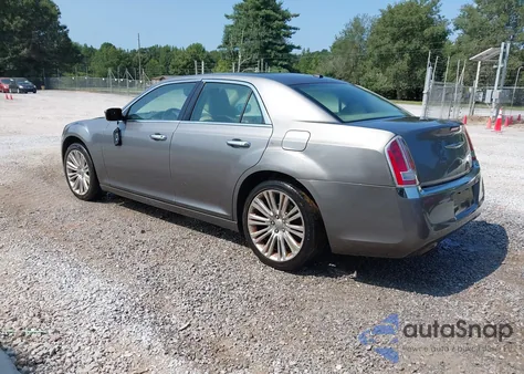 2011 Chrysler 300C z USA, uszkodzony, nr VIN 2C3CA6CT4BH514715